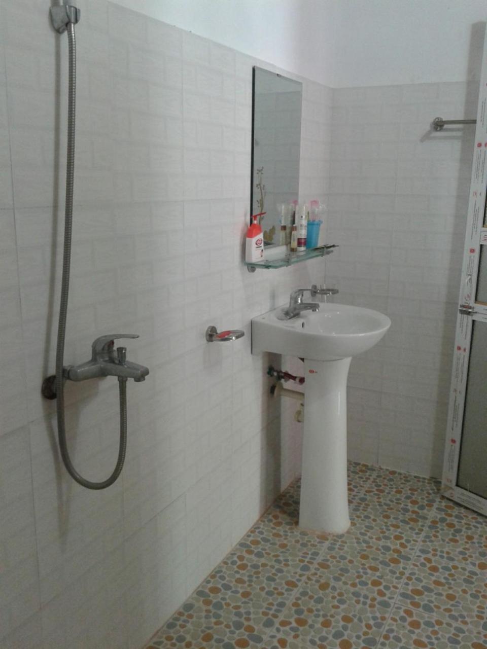Hoàng Nguyên Homestay Ba Be Esterno foto