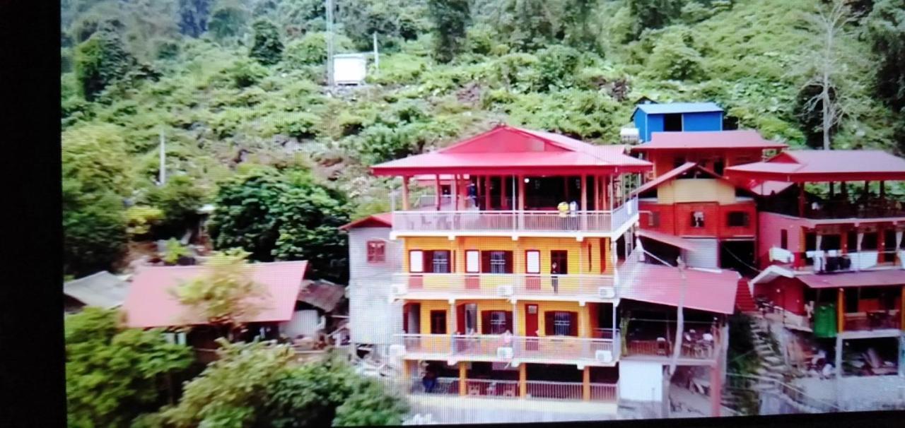 Hoàng Nguyên Homestay Ba Be Esterno foto